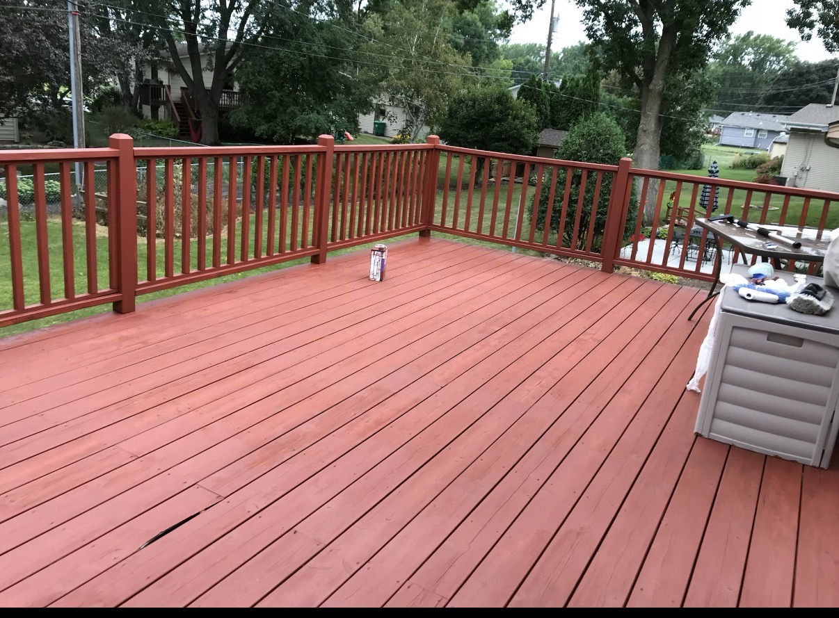 Deck red